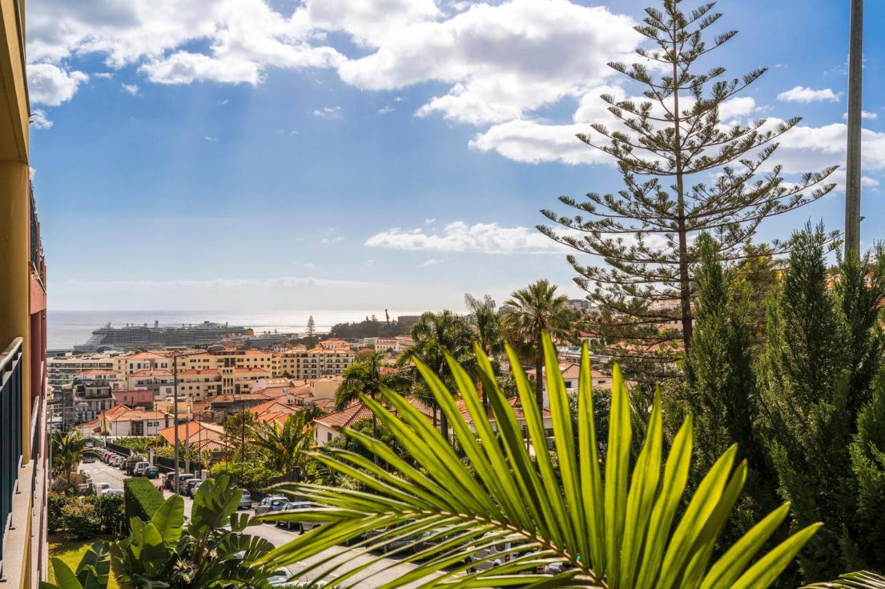 Comboio I By An Island Apart Funchal  Buitenkant foto