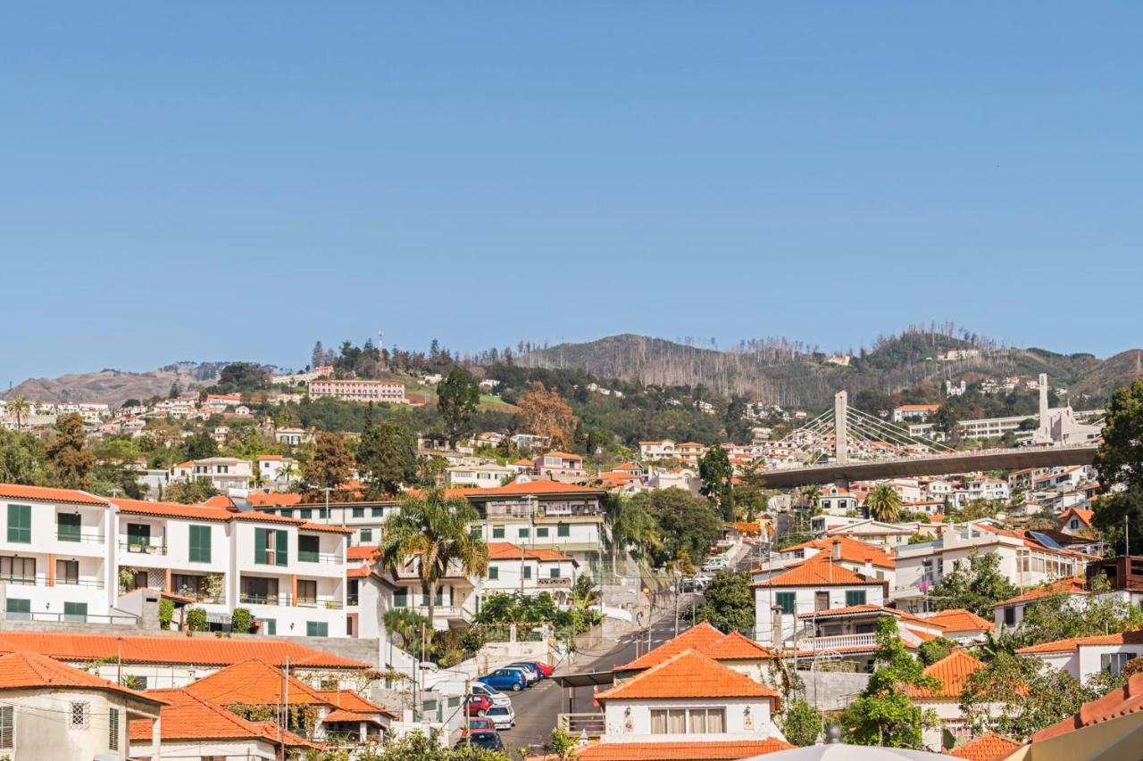 Comboio I By An Island Apart Funchal  Buitenkant foto