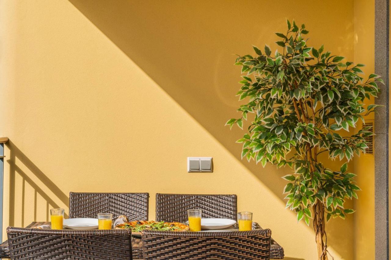 Comboio I By An Island Apart Funchal  Buitenkant foto